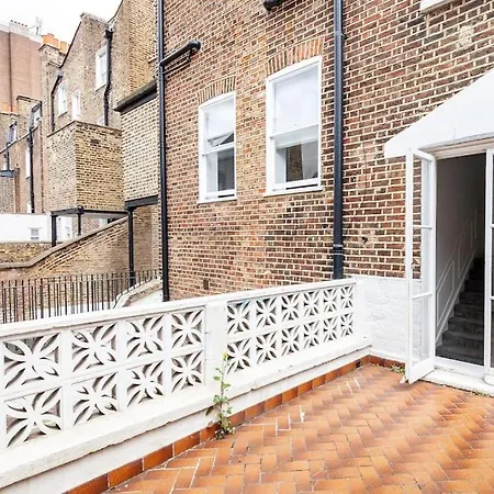 Studio Near Baker Street Station - 12-2