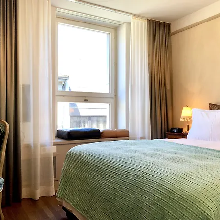 Townhouse Boutique Hotel-3