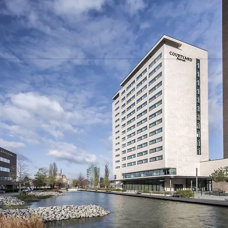 Courtyard By Marriott Brno-2
