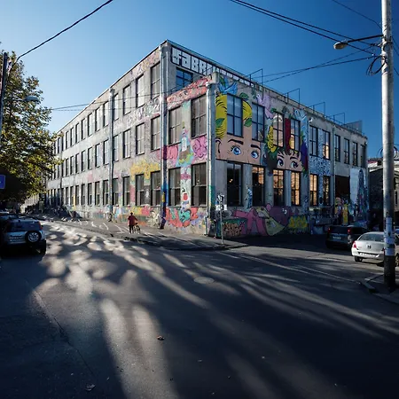 Fabrika Hostel&Suites-2