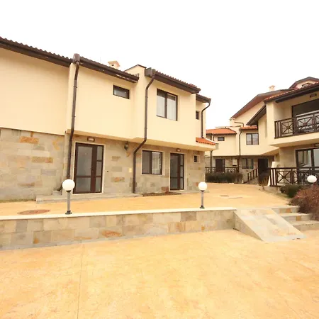 Menada Imperial Heights Villas-3
