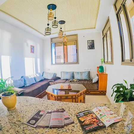 Atlantic Vibes Surf Hostel-2
