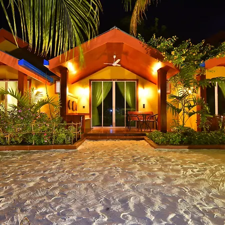 Beach Villa Ukulhas-2