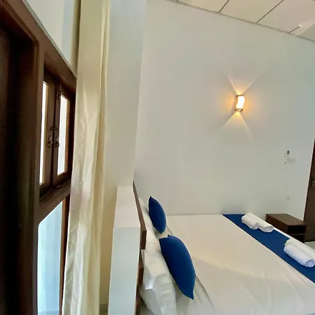 Lake Breeze Villa-2