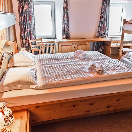 Hotel Bernina Hospiz-3