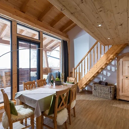 Narzenhof Wellness Chalets, Familien&Luxus Apartments am Bauernhof-2