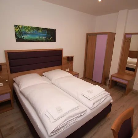 Slamba Hostel-3