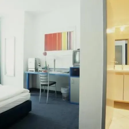 Hotel Alt - Tegel-2
