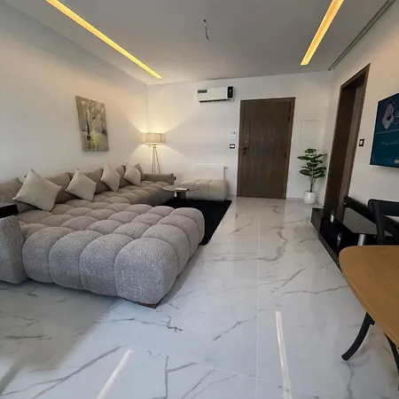 Bel Appartement Neuf Proche Des Commerces A Laouina-3
