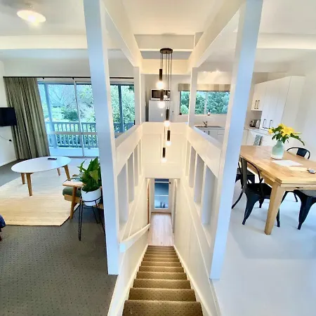 Treetop Studio Apartment-2