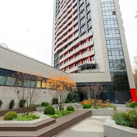 Ввв! 20-199B Kvartet, Vasyl Lypkivskyi 16G, Kyiv, Railway Station, Metro Nearby, Panoramic City View, 15 Kw Backup Power, Petrovdom Apartment-2