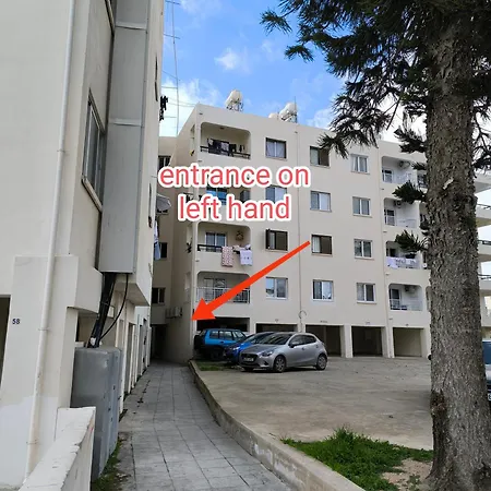 One Bedroom Apartament In Kato Paphos-3