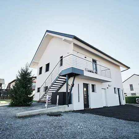 Alpine View Premium-3