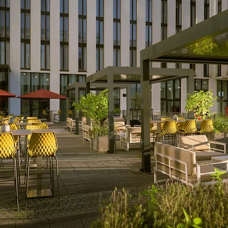Leonardo Royal Hotel Munich-2