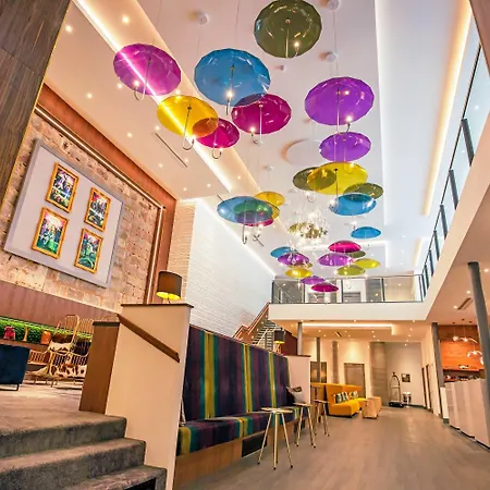 Sandman Signature Aberdeen Hotel & Spa-2