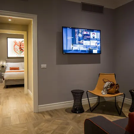 The Frame Hotel-2
