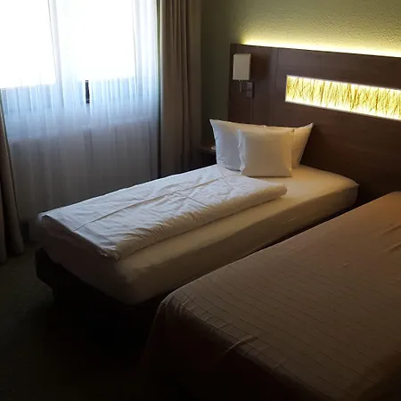 Hotel- Landgasthof Baumhof-Tenne-3