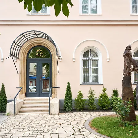 Monastery Boutique Hotel Budapest-2