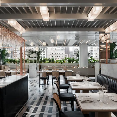 Four Seasons Hotel Montreal-3