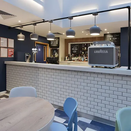 Travelodge London Central Southwark-2