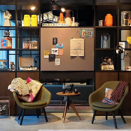 Moxy Essen City-2