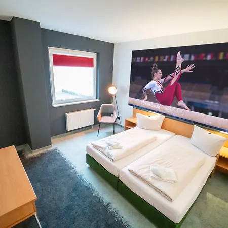 Feel Good Hotel-2