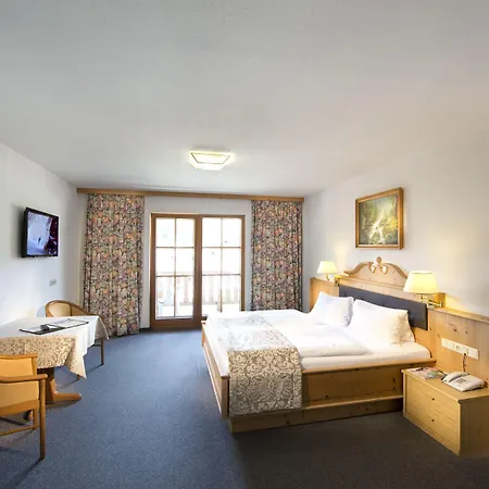 Hotel Wiesenegg-2