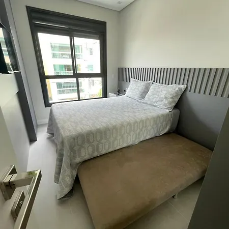 Cod 84 - Apartamento A 280 M Do Mar Com Piscina-3