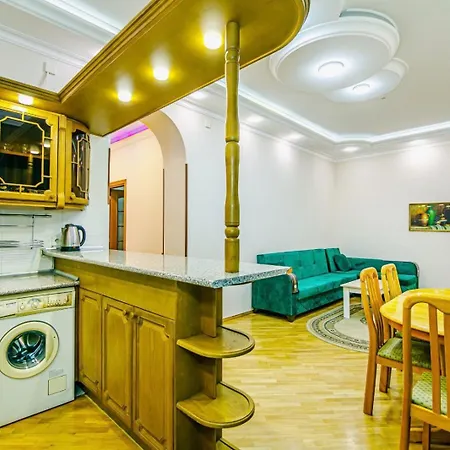 City Center Cozy Apartments-3