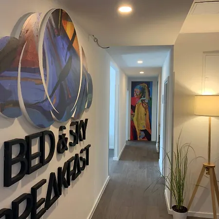 Bed & Breakfast Sky City Center-3