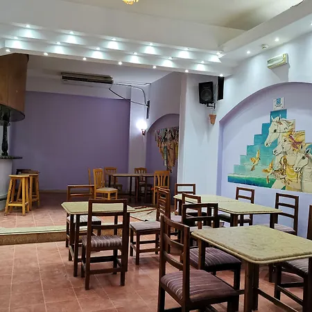 Golden Rose Hotel-3