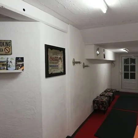 Schulinska Apartment-2