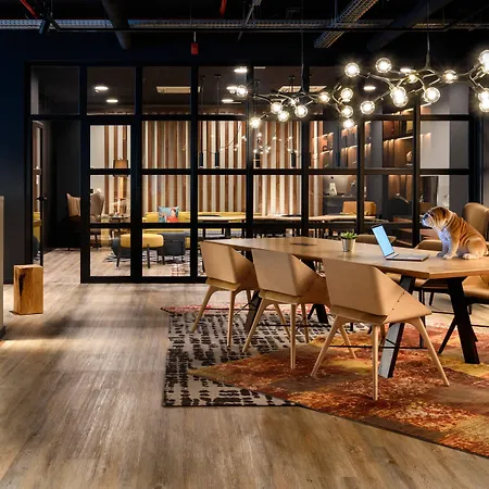 Moxy Lisboa Oriente-3