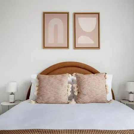 3Br Furnished Loft In Midtown West-3