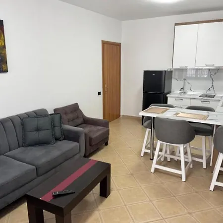 Holiday Apartmens Neli-2