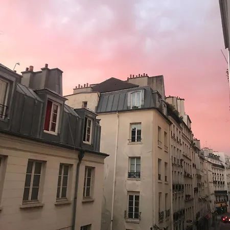 Golden Marais Studio-3