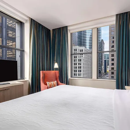 Hilton Garden Inn- Chicago Central Loop-2