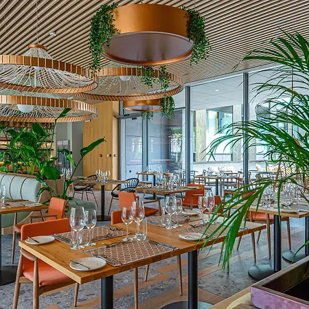 Reed Boutique Hotel & Bistro-2
