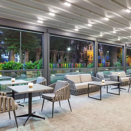 Doubletree By Hilton Plovdiv Center-3