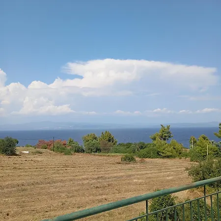 Haris Papa Villa Kallithea Halkidiki 2-3