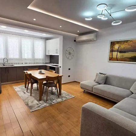 E&E Apartment-3