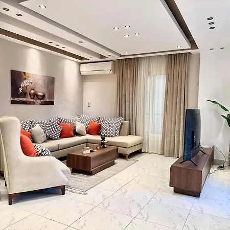 Bright 3Br Nasr City Stay Balcony And Bbq-3