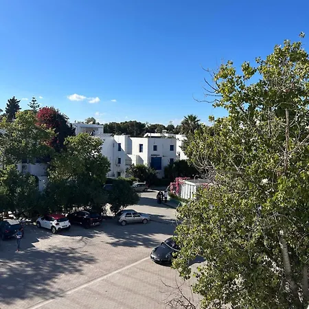 Lovely Apartment In La Marsa-3