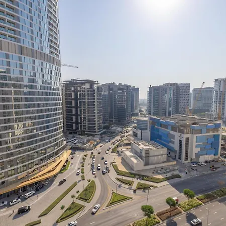 Modern 1BR -Canal Views&Burj Views -Business Bay-2