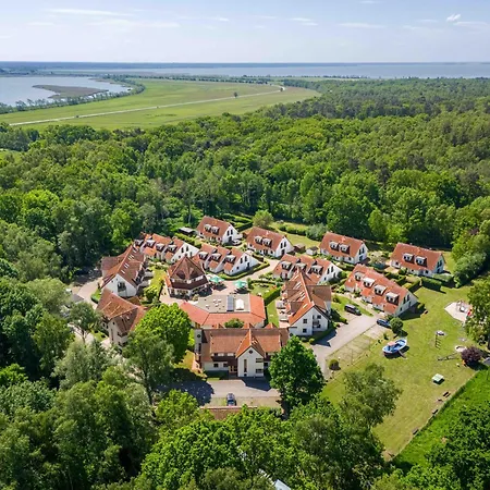 Ferienpark Freesenbruch Doppelhaushälfte 11 - Windflüchter-2