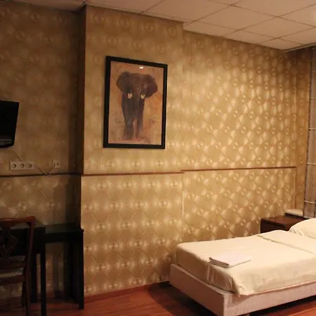 Skyline Hotel-2