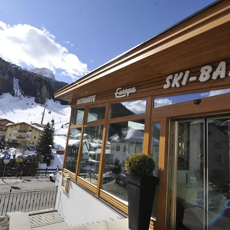 Hotel Europa Dolomites-3