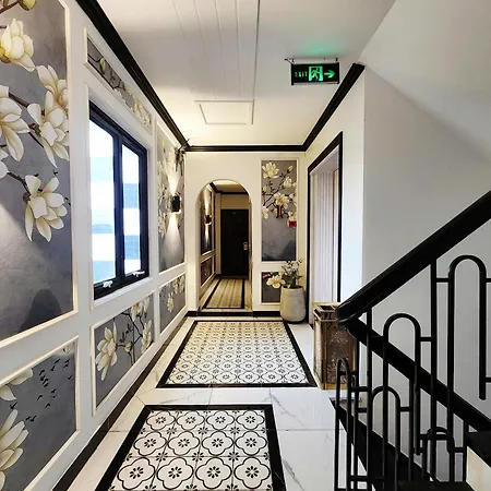 Ancient Luxury Hotel-3