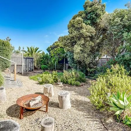 Delight On Downer - Coastal Family Escape-3