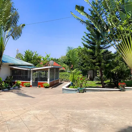 Moshi Green Lodge-2